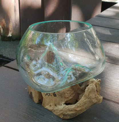 Glasschale auf Holz – klein