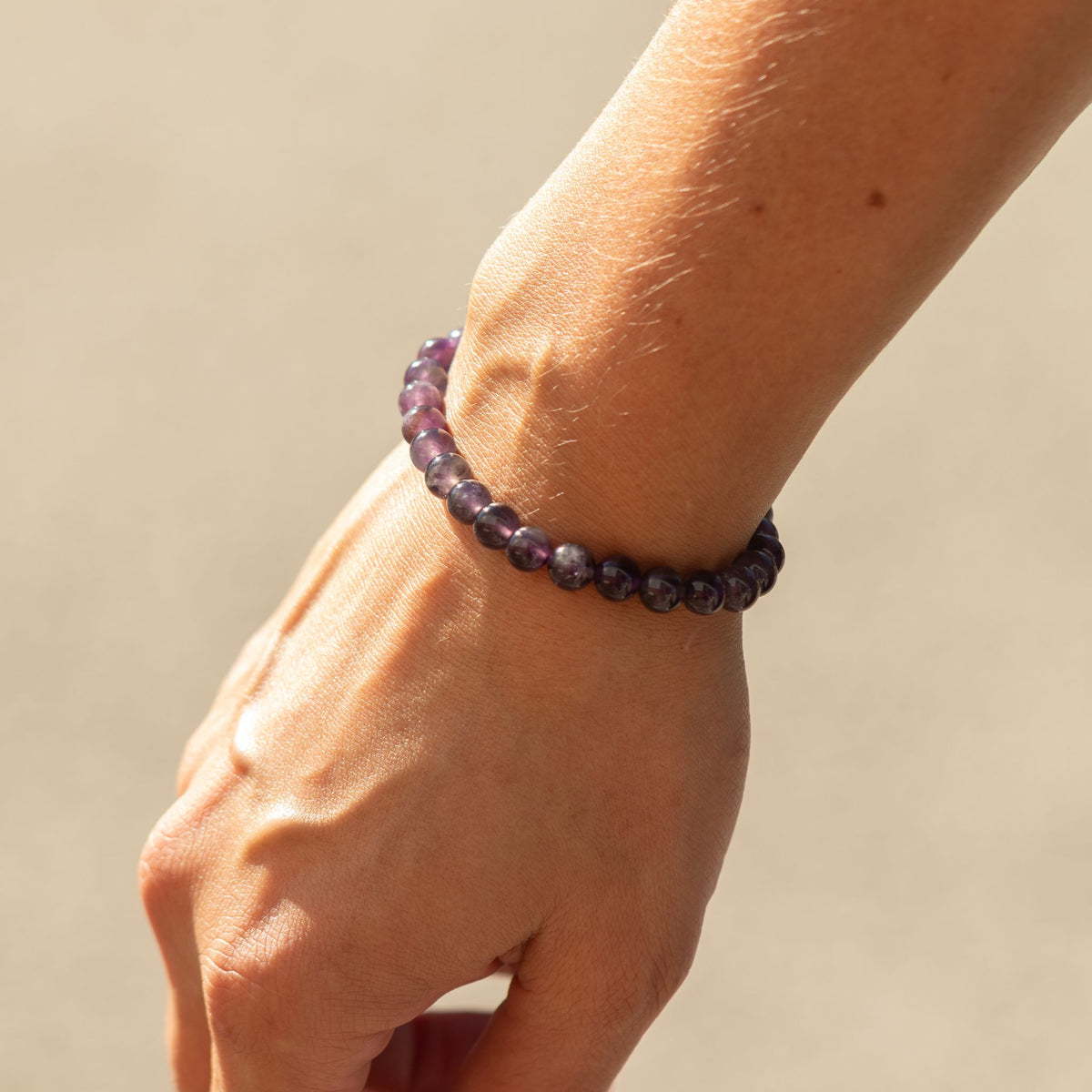 Zartes Mineralien-Armband „Petite“ – Amethyst, 6 mm