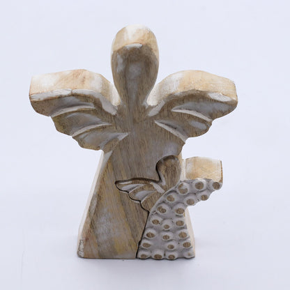 Engel aus Mangoholz - Weiß gewaschen - 15 cm