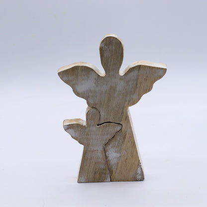Engel aus Mangoholz - Weiß gewaschen - 15 cm