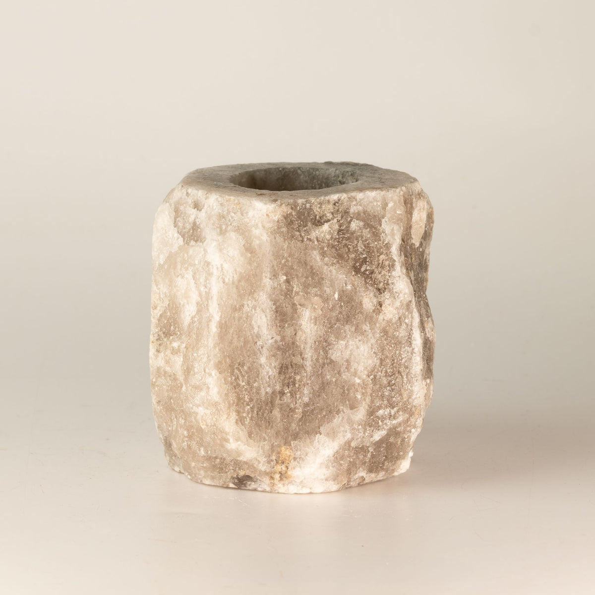 Grauer Salzkerzenhalter, 600–800 g