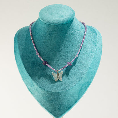 Nymphen-Mineralienkette mit Schmetterling – Amethyst.